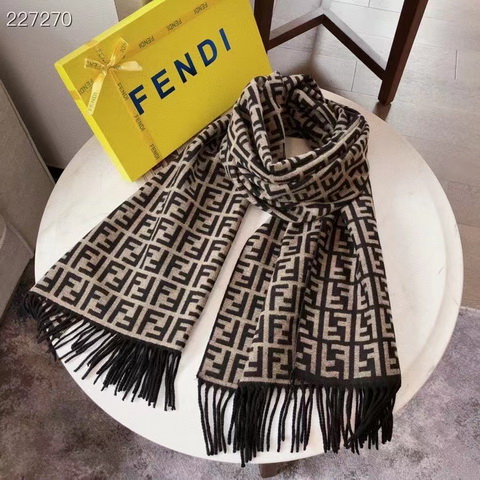 FENDI scarf-6